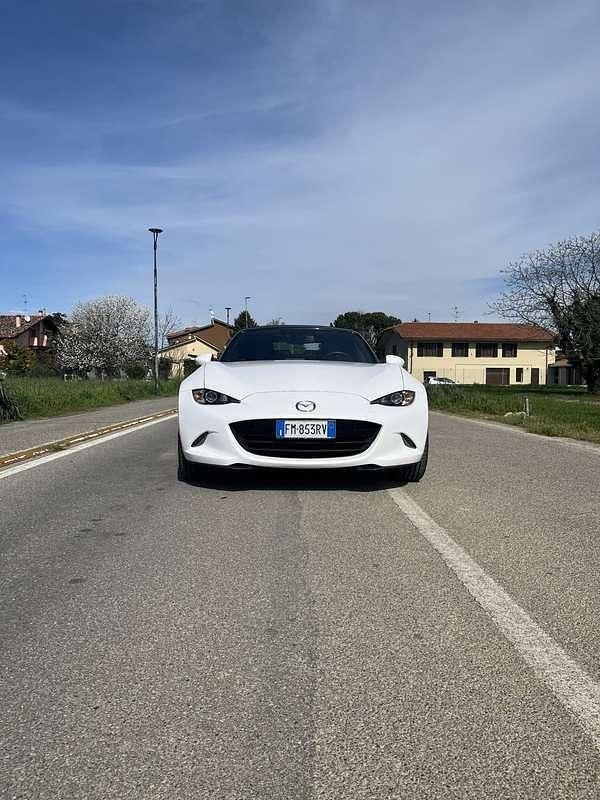 Usata Mazda MX5 Inclusive 160 CV (117 kW) 2018 Cabrio