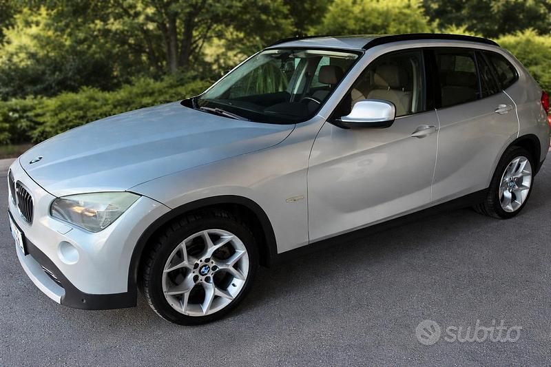 Usata BMW X1 204 CV (150 kW) 2010 Grigio SUV