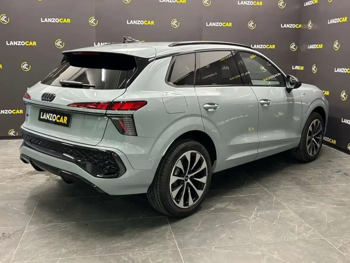 Nuova Audi Q3 S-Line 150 CV (110 kW) 2026 Grigio SUV