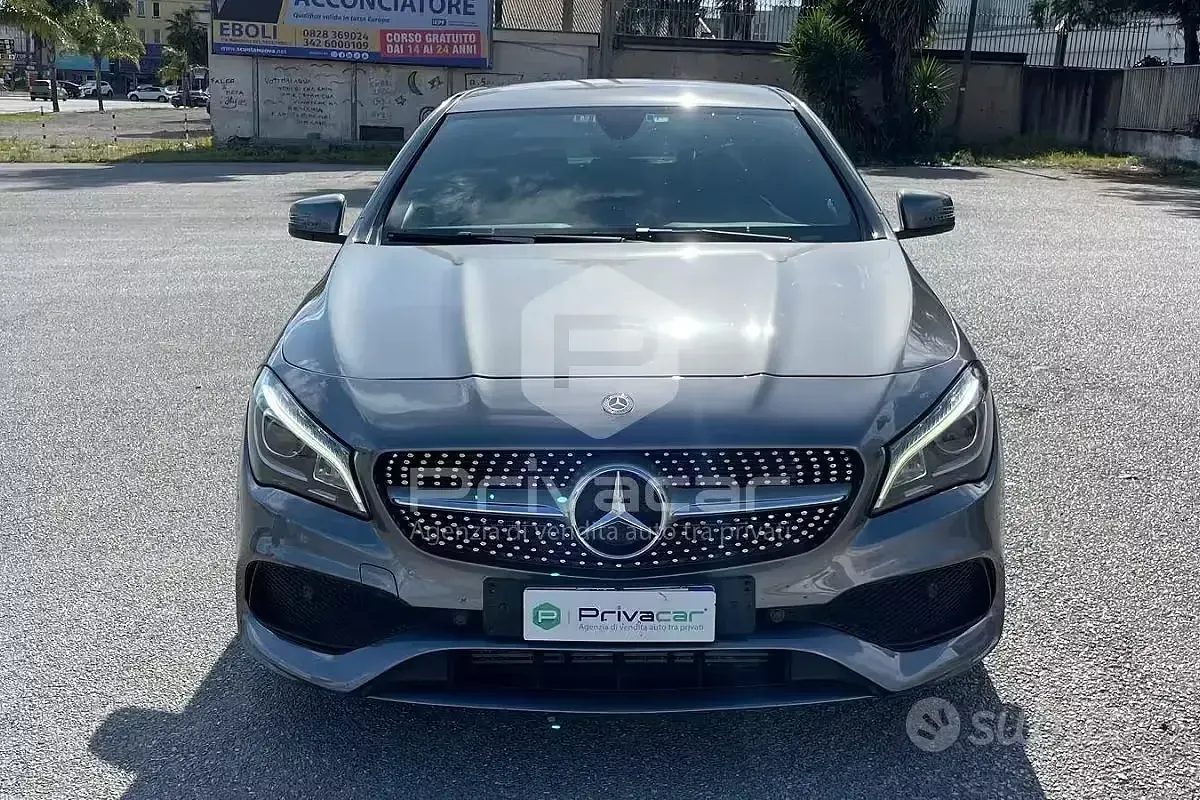 Begagnad Mercedes CLA200 Premium 150 HK (110 kW) 2019 Vit Sedan