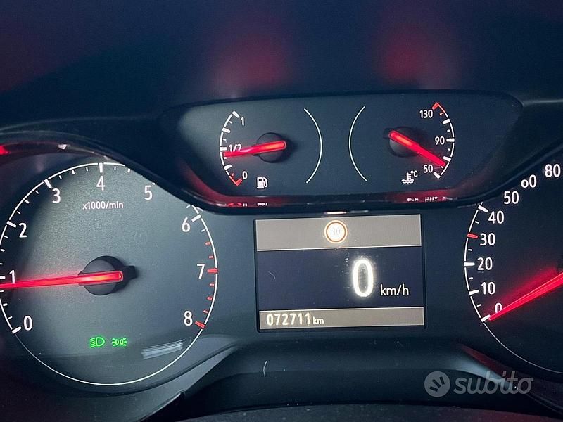 Usata Opel Corsa 100 CV (73 kW) 2023 Nero Utilitaria