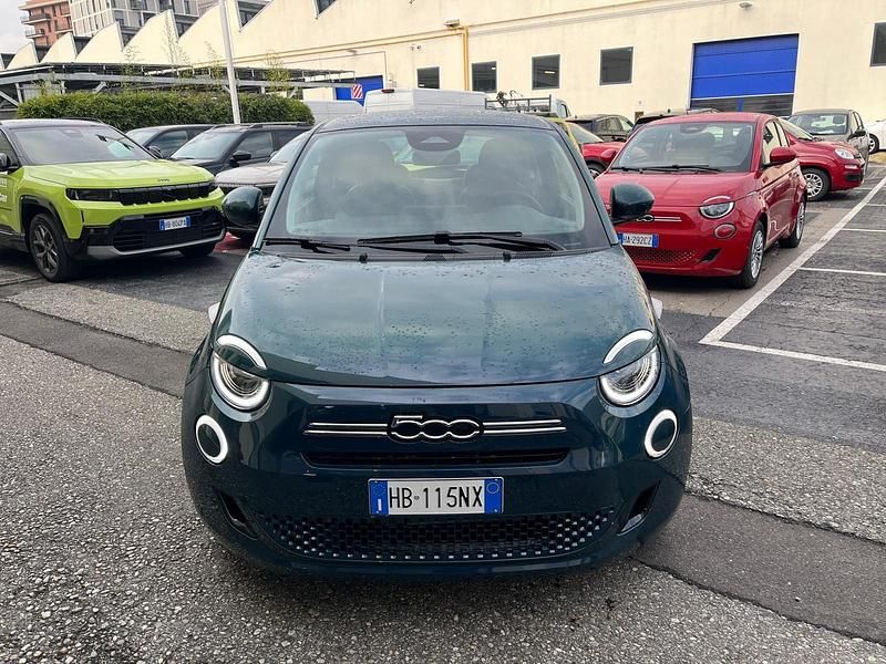 Nuova Fiat 500 65 CV (47 kW) 2025 Blu Berlina