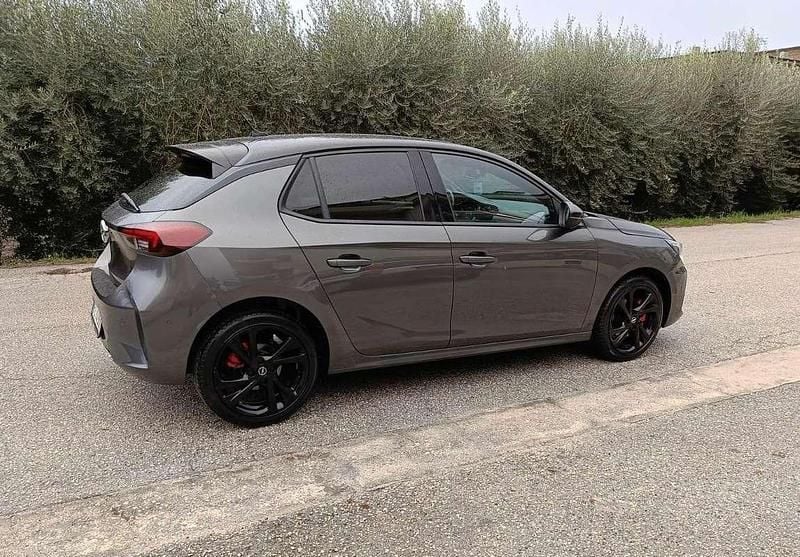 Usata Opel Corsa GS Line 101 CV (74 kW) 2020 Grigio Berlina