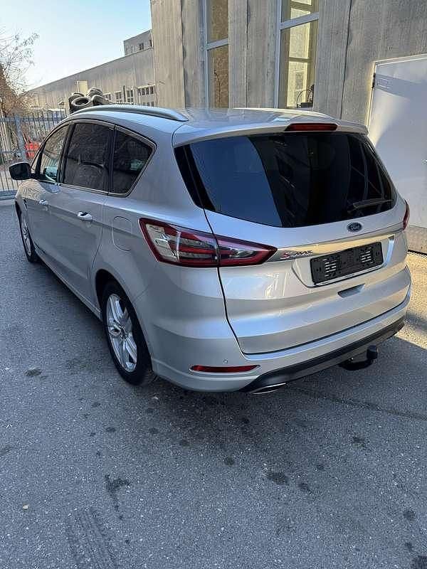 Usata Ford S-MAX Titanium 150 CV (110 kW) 2019 Monovolume