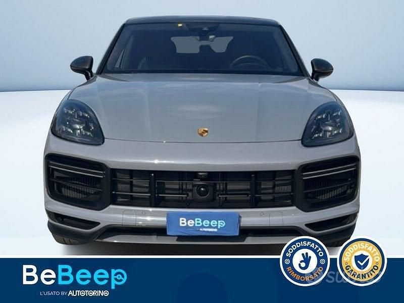 Usata Porsche Cayenne 2023 Grigio SUV