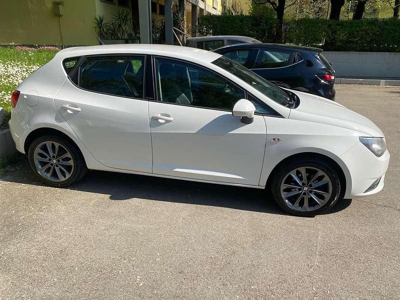 Usata Seat Ibiza 75 CV (55 kW) 2015 Bianco Berlina