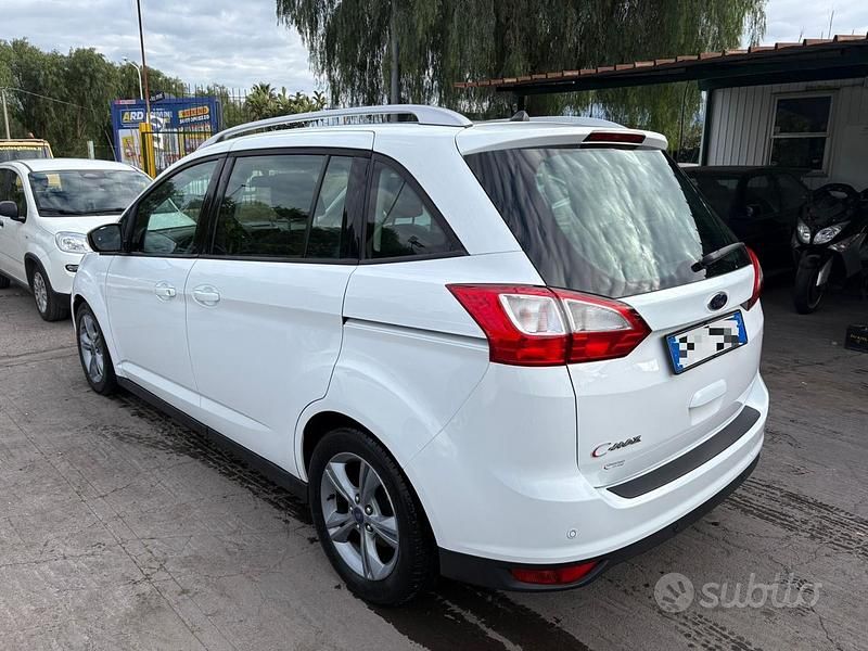 Usata Ford C-MAX Titanium 120 CV (88 kW) 2018 Bianco Monovolume