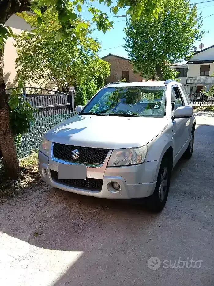 Usata Suzuki Vitara 129 CV (94 kW) 2008 Grigio Station wagon