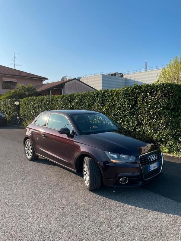 Usata 2012 Audi A1 Attraction Due volumi | 3499 € (Ottimo prezzo) - Immagine 1/4