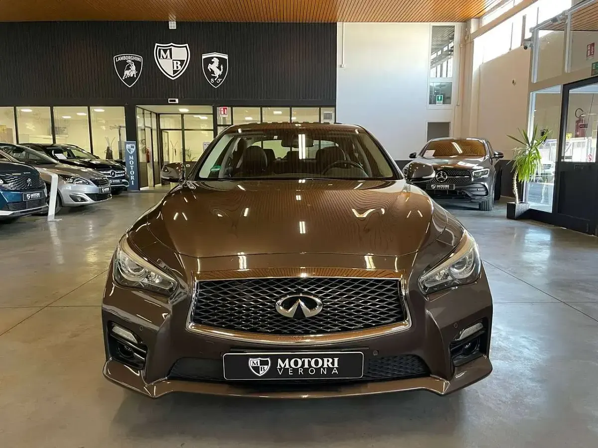 Usata Infiniti Q50 Sport Tech 170 CV (125 kW) 2014 Grigio Berlina