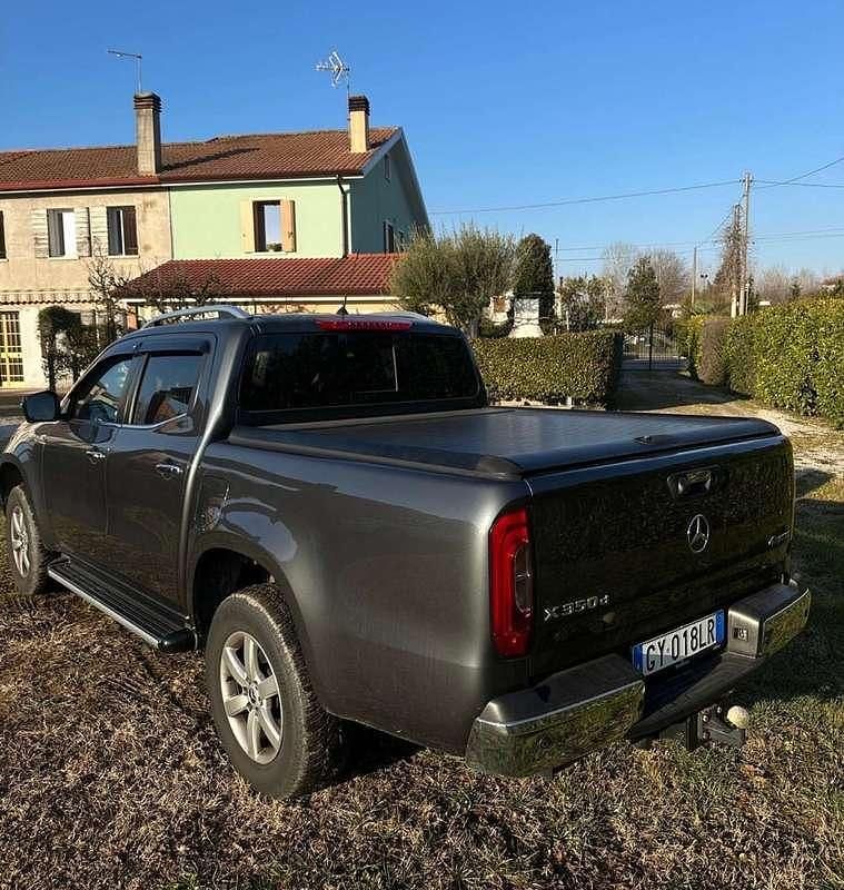 Begagnad Mercedes X350 Progressive 258 HK (189 kW) 2018 Grå Pickup