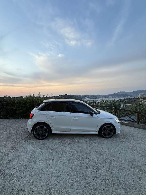 Usata Audi A1 Sportback Sport 90 CV (66 kW) 2016 Utilitaria