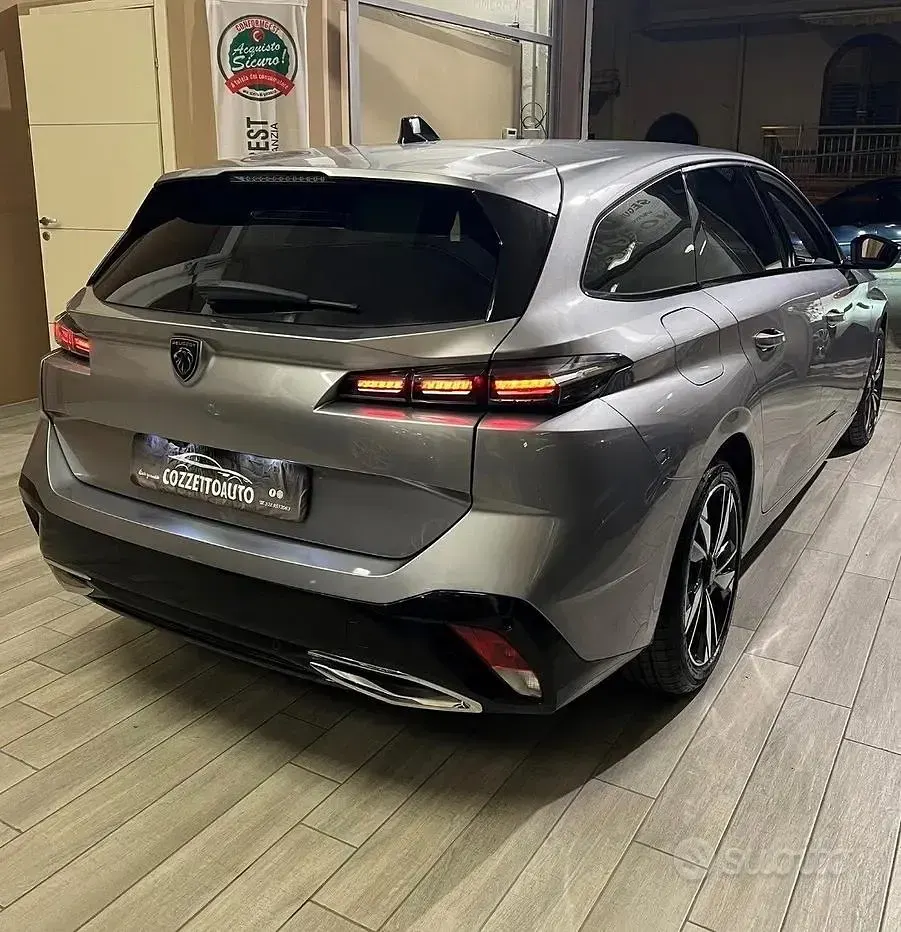 Usata Peugeot 308 Allure 131 CV (96 kW) 2022 Grigio Station wagon
