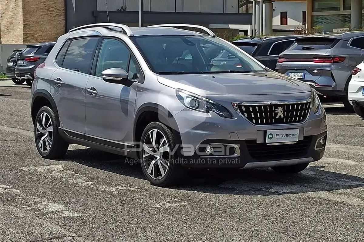 Usata Peugeot 2008 Allure 99 CV (72 kW) 2018 Grigio SUV