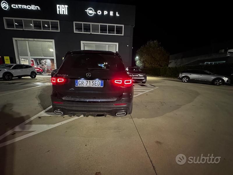 Usata Mercedes GLB200 Premium 2023 Nero SUV