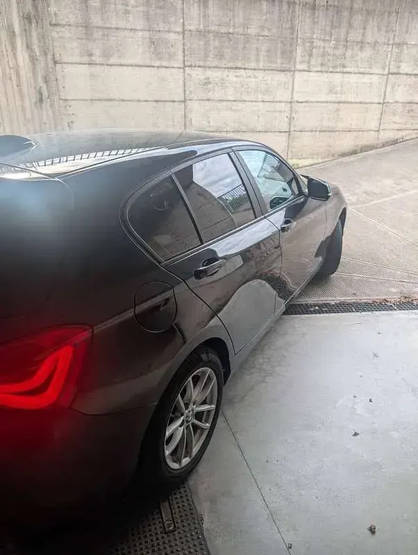 Usata BMW 118 Advantage 136 CV (100 kW) 2019 Nero Berlina