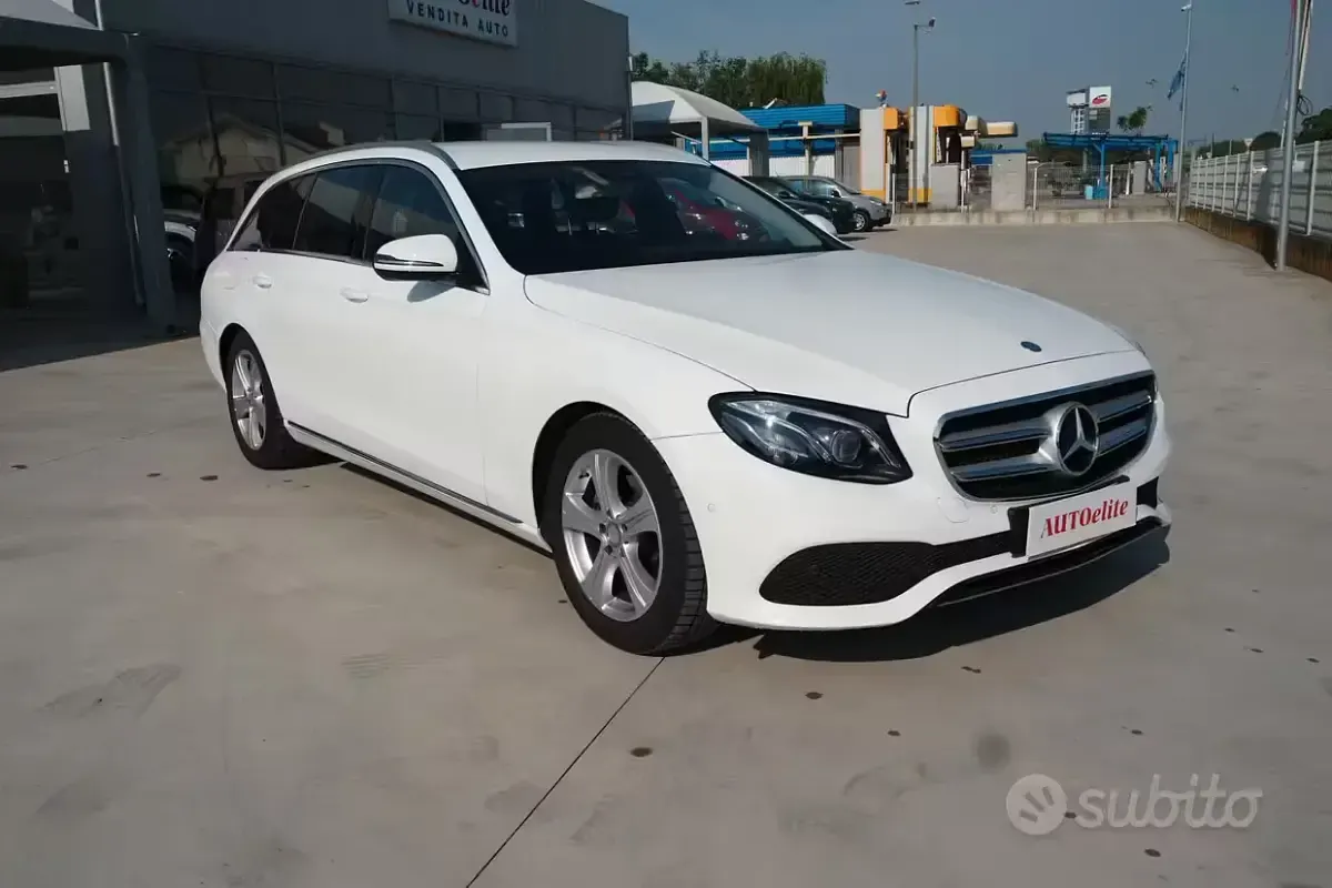 Usata Mercedes E220 194 CV (142 kW) 2017 Bianco Station wagon