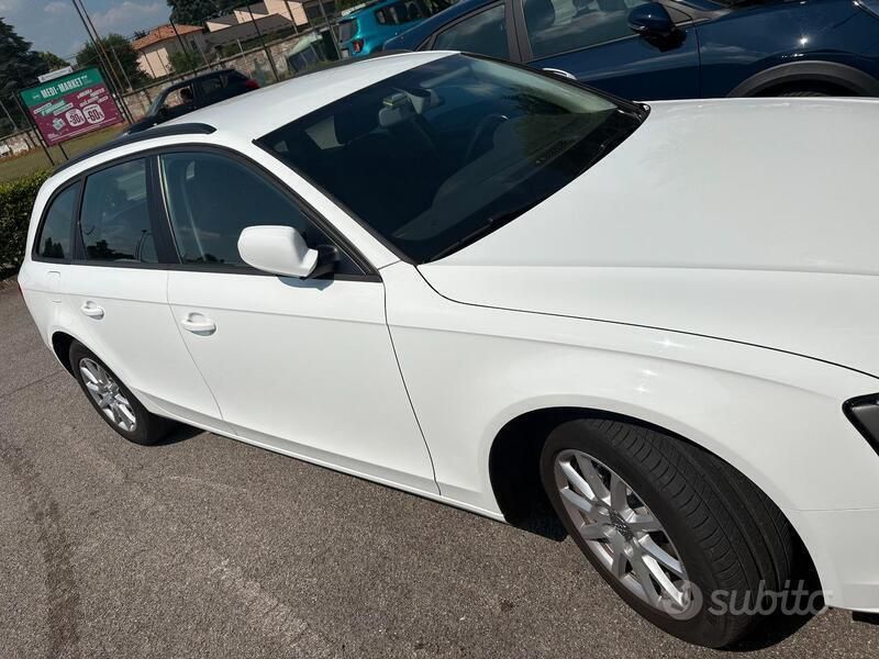 Usata Audi A4 120 CV (88 kW) 2014 Bianco Station wagon