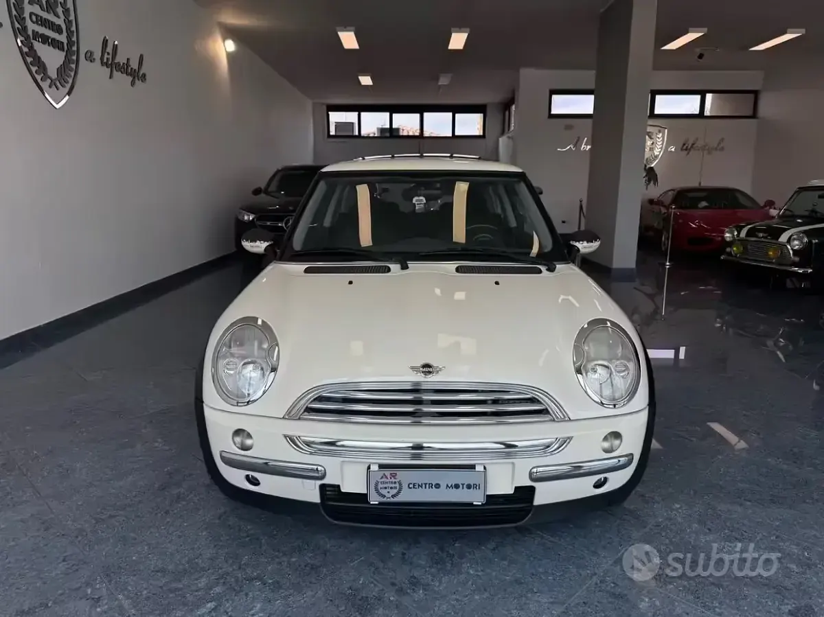 Usata Mini One D 75 CV (55 kW) 2003 Marrone Utilitaria