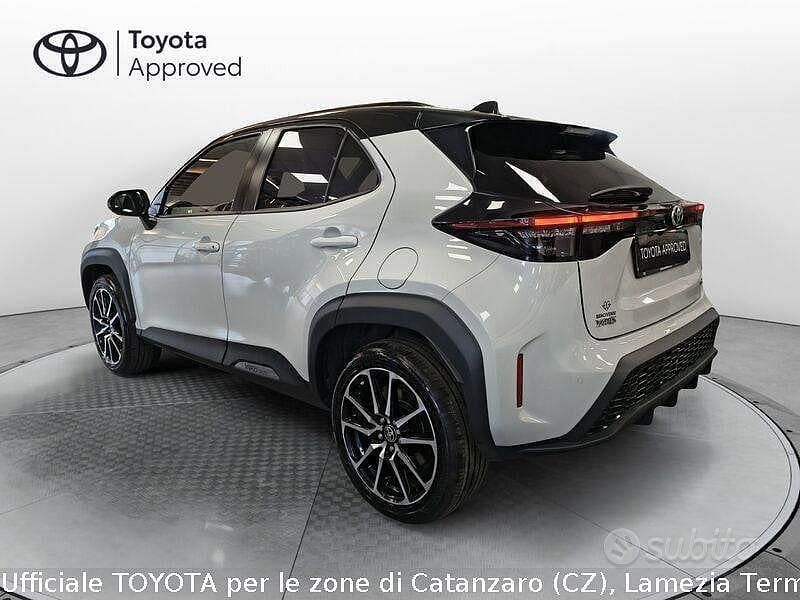 Usata Toyota Yaris Cross Sport 115 CV (84 kW) 2022 Grigio SUV