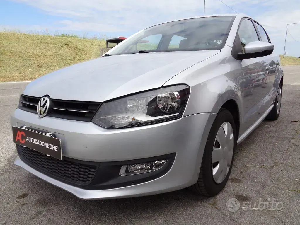 Usata VW Polo 75 CV (55 kW) 2013 Grigio Utilitaria