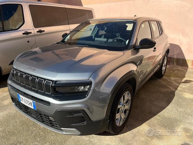 Grigio Usata 2023 Jeep Avenger Altitude SUV | 18.500 € (Buon prezzo) - Immagine 1/4