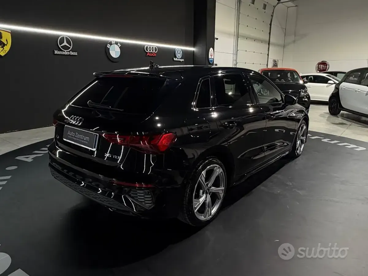 Usata Audi A3 S-Line 150 CV (110 kW) 2021 Nero Berlina