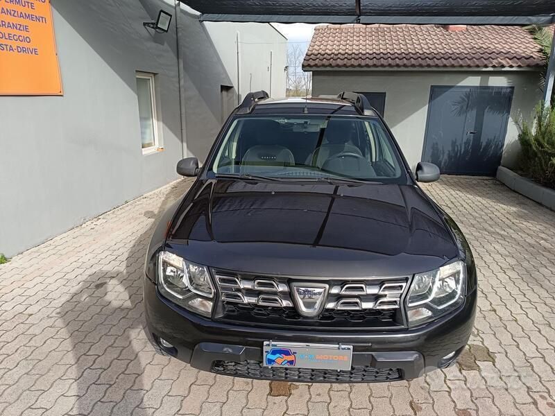 Nero Usata 2014 Dacia Duster SUV | 5000 € (Super prezzo) - Immagine 1/4