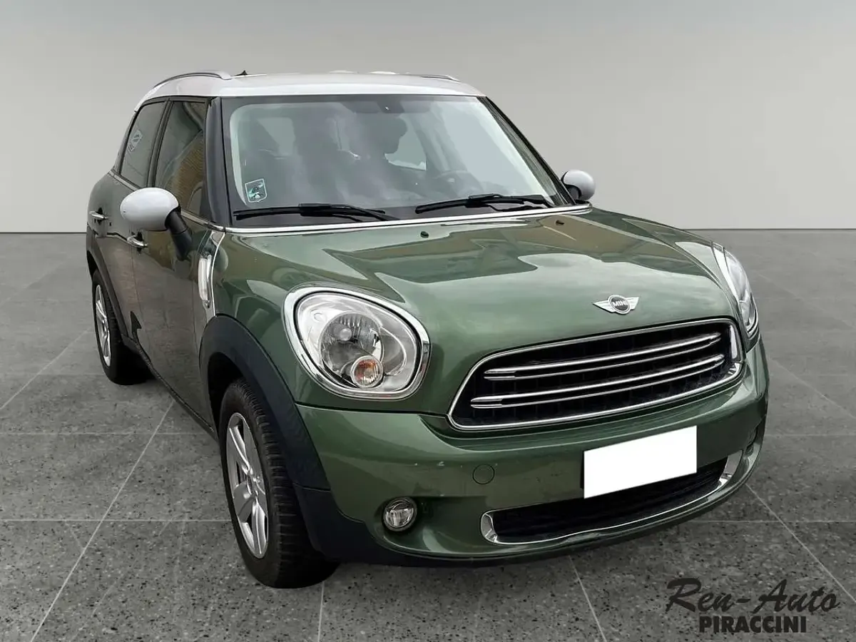 Usata Mini Cooper D Countryman Business 111 CV (81 kW) 2016 Verde SUV