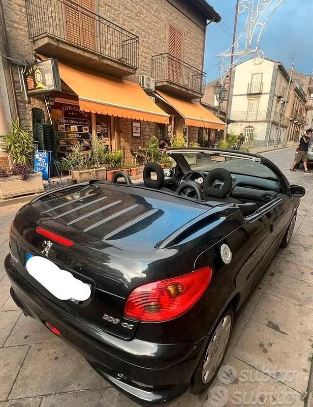 Usata Peugeot 206 CC 2004 Nero Cabrio