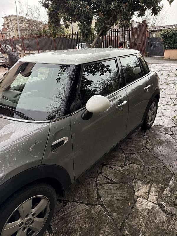 Usata Mini Cooper D 116 CV (85 kW) 2017 Utilitaria