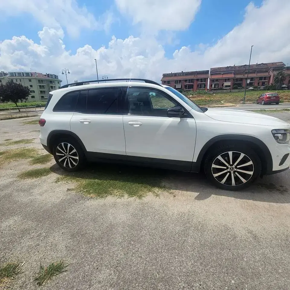 Usata Mercedes GLB200 Premium 150 CV (110 kW) 2022 Other SUV