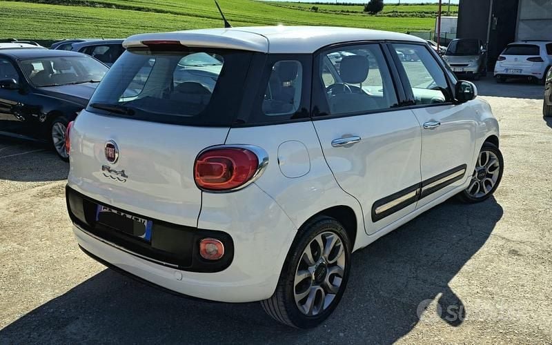 Usata Fiat 500L Pop 95 CV (69 kW) 2013 Bianco Monovolume