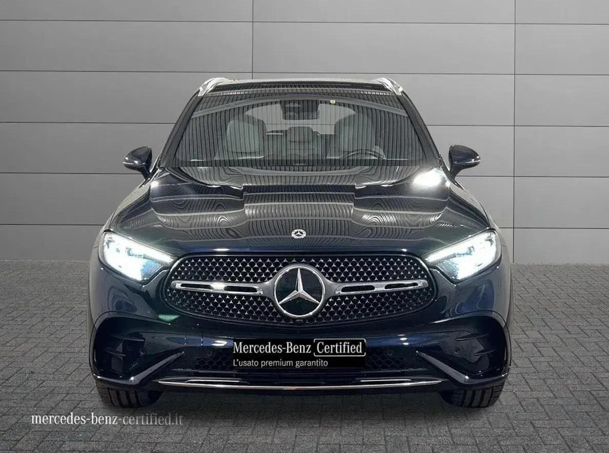 Usata Mercedes GLC220 Advanced 197 CV (144 kW) 2023 Blu metallizzato SUV