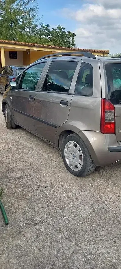 Usata Fiat Idea 70 CV (51 kW) 2007 Marrone Monovolume
