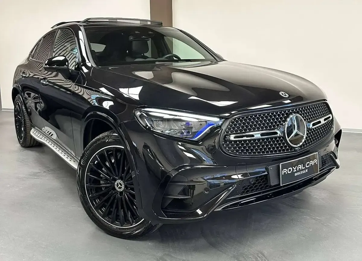 Usata Mercedes GLC300 AMG Line Premium Plus 269 CV (197 kW) 2024 Nero SUV