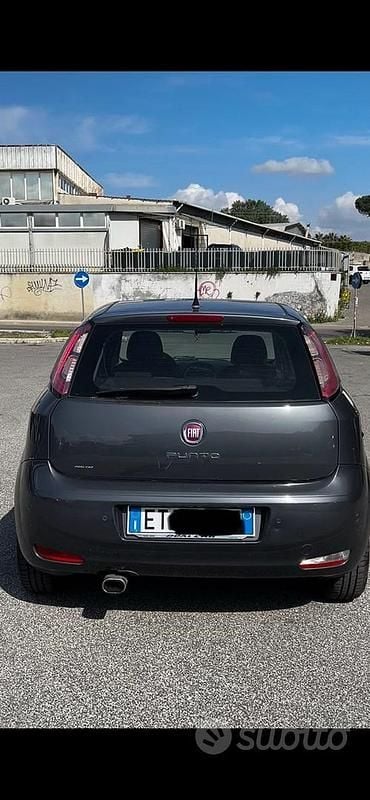 Usata Fiat Punto Evo 69 CV (50 kW) 2014 Nero Utilitaria