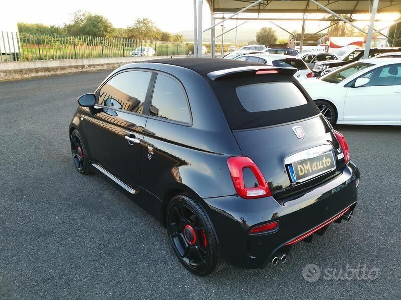 Usata Abarth 595C Pista 160 CV (117 kW) 2019 Nero Cabrio