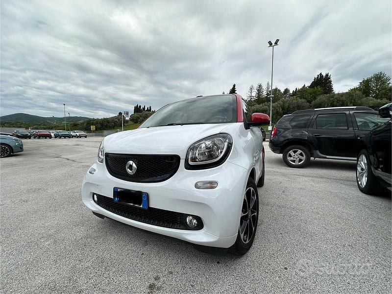 Bianco Usata 2016 Smart ForTwo Cabrio Cabrio | 13.500 € (Buon prezzo) - Immagine 1/3