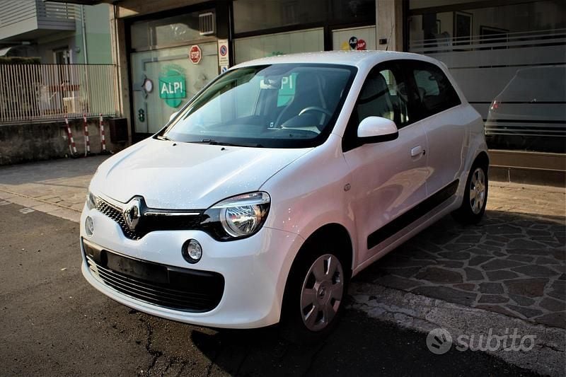 Usata Renault Twingo SE 69 CV (50 kW) 2015 Bianco Utilitaria