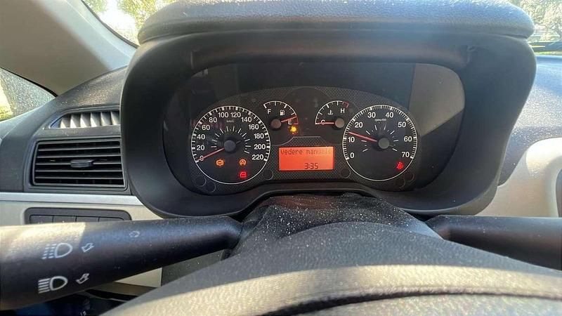 Usata Fiat Grande Punto Dynamic 95 CV (69 kW) 2006 Utilitaria