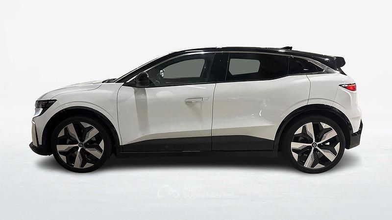Begagnad Renault Megane E-Tech Techno 161 kW (220 HK) 2022 Vit Sedan