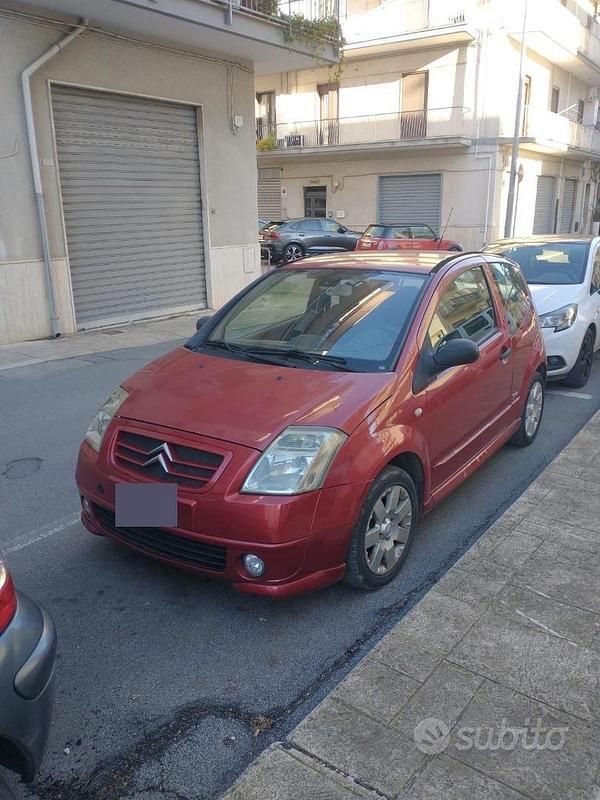 Usata Citroën C2 70 CV (51 kW) 2004 Rosso Utilitaria