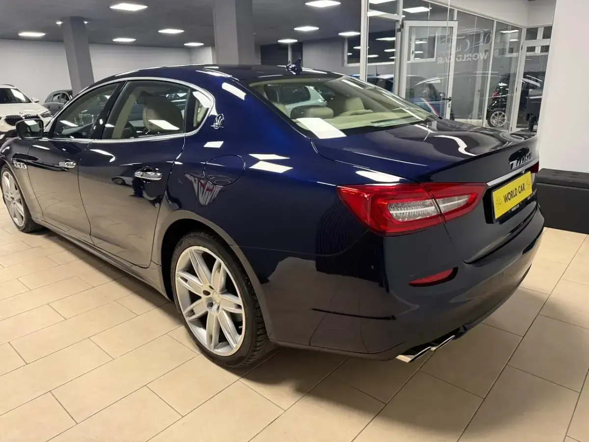 Usata Maserati Quattroporte 275 CV (202 kW) 2014 Blu Berlina