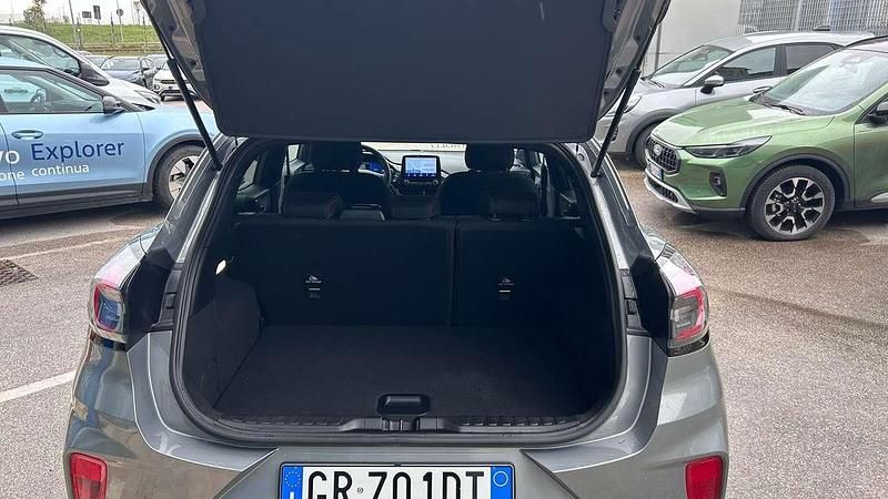 Usata Ford Puma ST-Line 125 CV (91 kW) 2023 Solar silver SUV