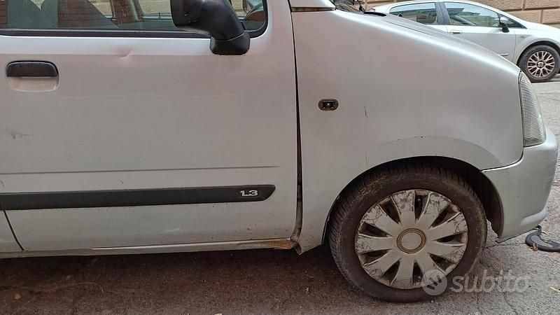 Usata Suzuki Wagon R+ 2004 Grigio Monovolume