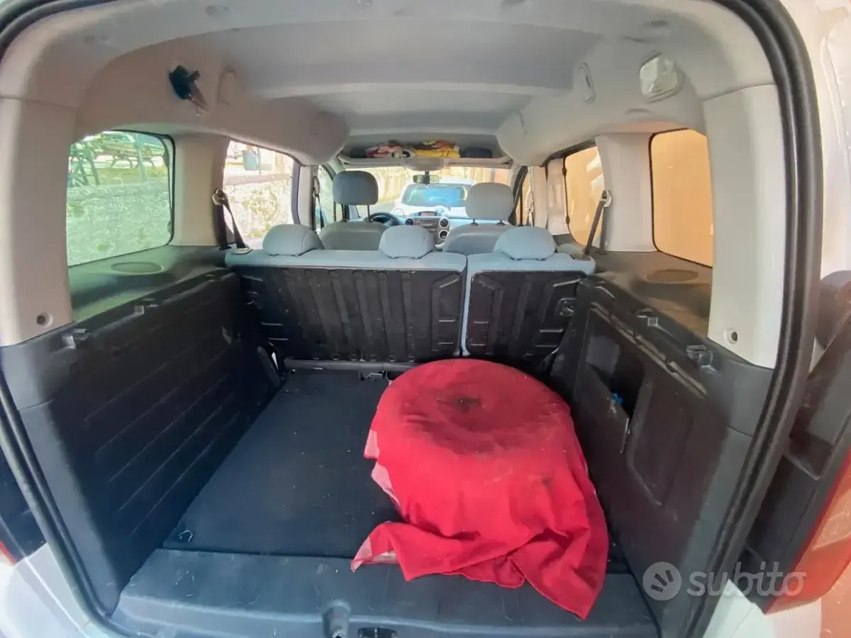 Usata Citroën Berlingo 98 CV (72 kW) 2012 Bianco Monovolume