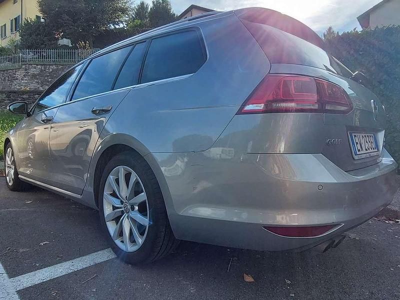 Usata VW Golf VII Highline 122 CV (89 kW) 2014 Grigio Station wagon