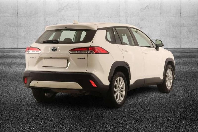 Usata Toyota Corolla Cross Trend 199 CV (146 kW) 2024 Bianco SUV