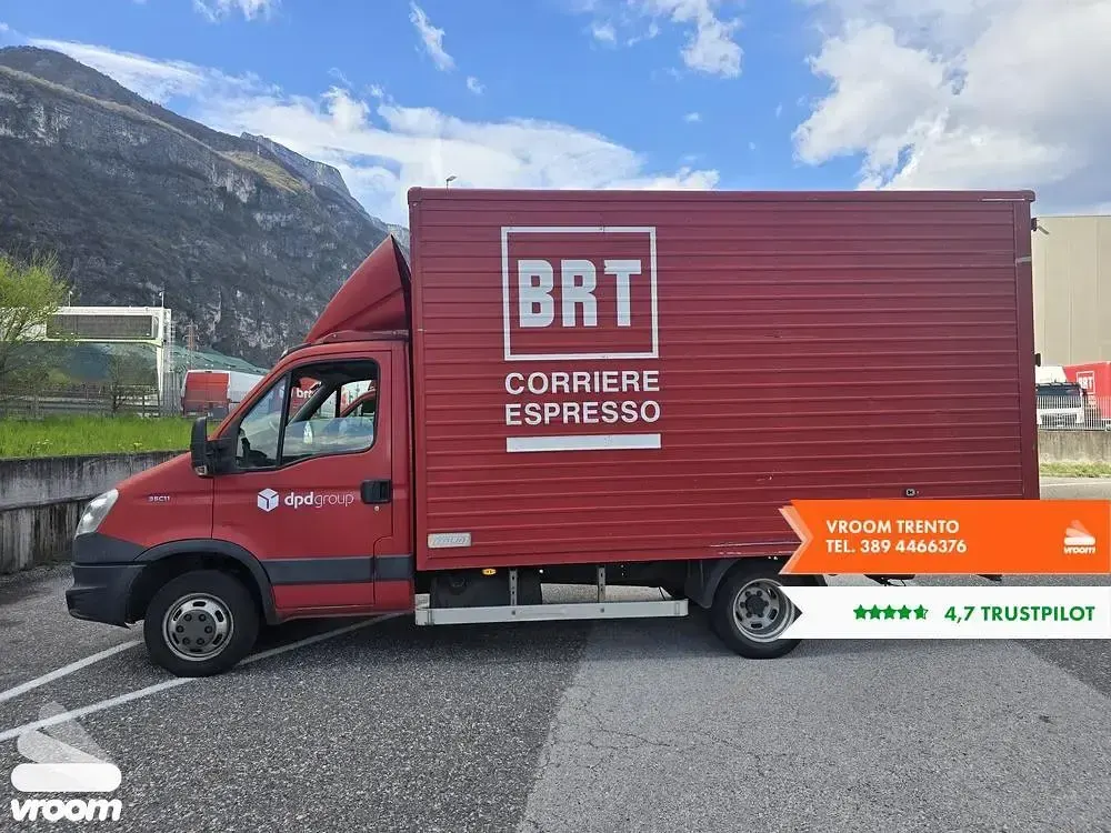 Usata Iveco Daily 106 CV (77 kW) 2015 Utilitaria
